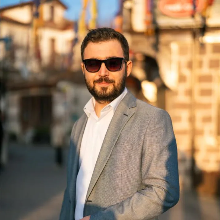 Mehmet Ali HIRAÖZLÜ